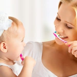 Çocuğunuz İçin Doğru Diş Bakımı Nasıl Yapılır? Evde Diş Bakım Önerileri