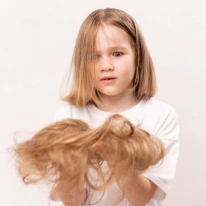 Çocuklarda Saç Dökülmesi Nedenleri?